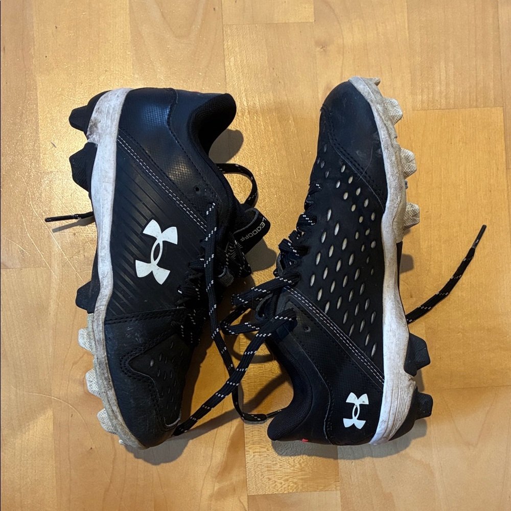 Under Armour Black and White Youth Cleats